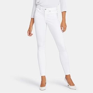 NYDJ Ami Skinny Jeans, Size 8 - Optic White